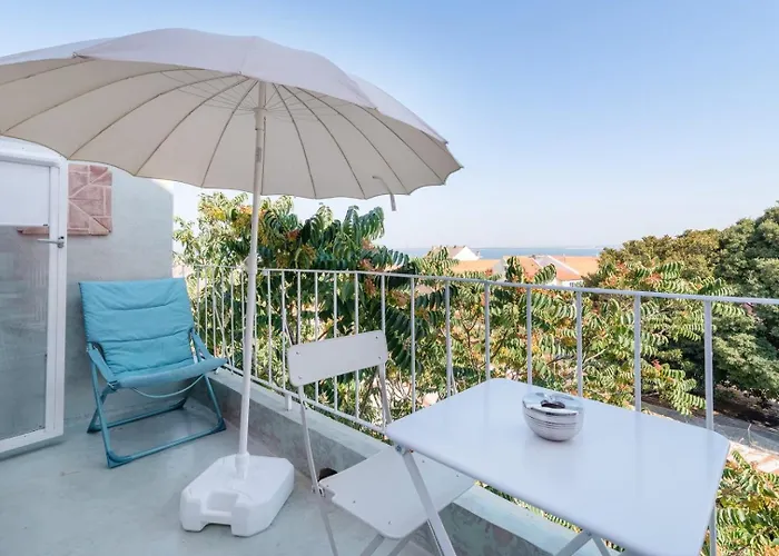 Guestready - Local And Modern Duplex *