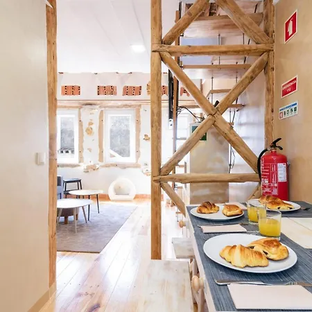 דירה Guestready - Local And Modern Duplex ליסבון